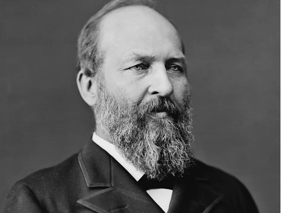 ஜேம்ஸ் கார்ஃபீல்டு